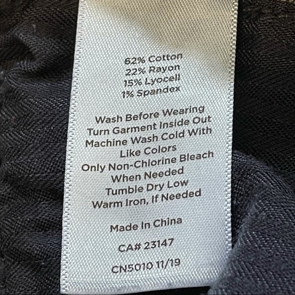 Talbots Jeans Women's 10 Mid Rise Straight Leg Blue Fade Stretch Denim - Picture 5 of 8